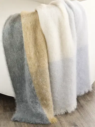 Mantas Ezcaray Cuadros Plaid Mohair-Merino Wool Throw Blanket | Thumbnail 2 Mantas Ezcaray Cuadros Plaid Mohair-Merino Wool Throw Blanket | Thumbnail 2