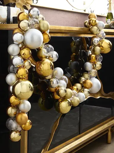 Cody Foster & Co New Traditional Two-Tone Glass Garland | Thumbnail 1 Cody Foster & Co New Traditional Two-Tone Glass Garland | Thumbnail 1