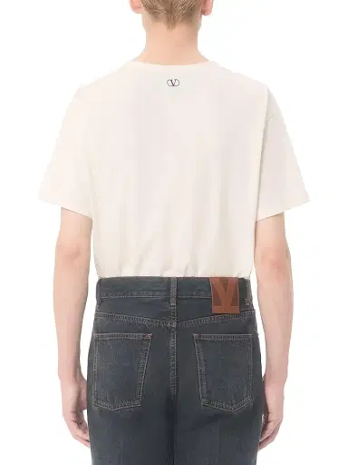 Valentino Garavani Men's Cotton T-Shirt with Print - Ivory - Size Large | Thumbnail 4 Valentino Garavani Men's Cotton T-Shirt with Print - Ivory - Size Large | Thumbnail 4