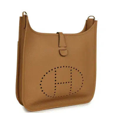 HERMÈS Hermes Evelyne III PM Biscuit Clemence Gold Hardware | Thumbnail 2 HERMÈS Hermes Evelyne III PM Biscuit Clemence Gold Hardware | Thumbnail 2