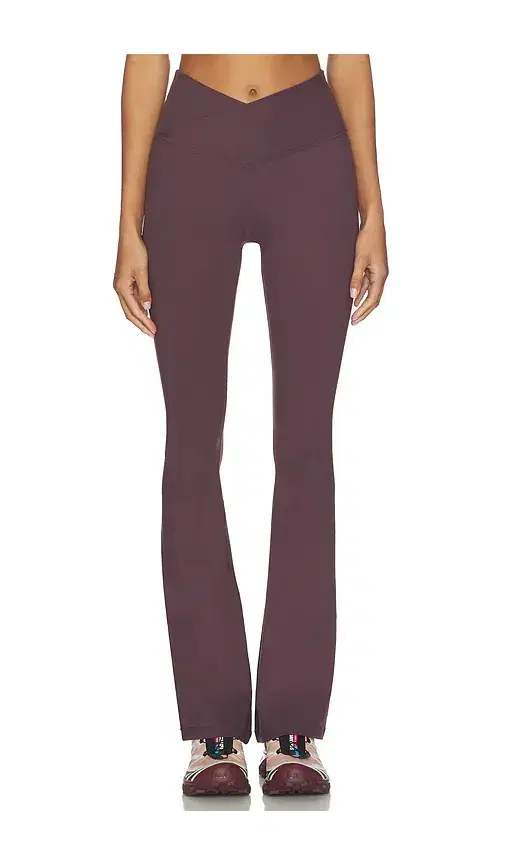 WellBeing + BeingWell FlowWell Callista Crossover Pant