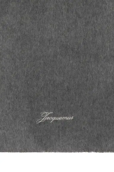Jacquemus Large Echarpe Cashmere Tailleur | Thumbnail 3 Jacquemus Large Echarpe Cashmere Tailleur | Thumbnail 3