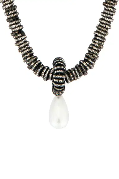 Julietta Pearl Drop Necklace | Thumbnail 4