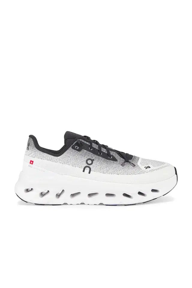Cloudtilt Sneaker