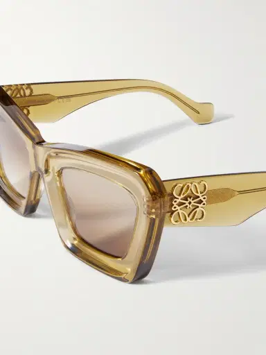 Loewe Anagram Oversized Cat-Eye Acetate Sunglasses - Men | Thumbnail 3