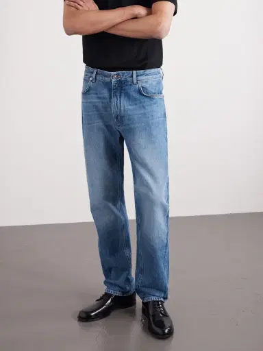 Givenchy Straight-Leg Jeans - Men | Thumbnail 3 Givenchy Straight-Leg Jeans - Men | Thumbnail 3
