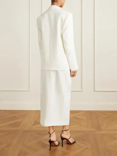 Victoria Beckham Oversized Double-breasted Crepe Blazer | Thumbnail 4 Victoria Beckham Oversized Double-breasted Crepe Blazer | Thumbnail 4