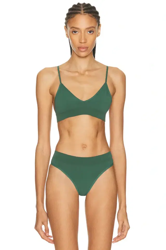 Low Show V Seamless Bralette