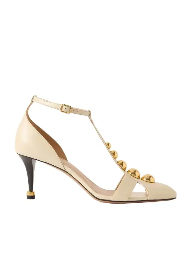 Chloé Cleiat Embellished Leather Pumps