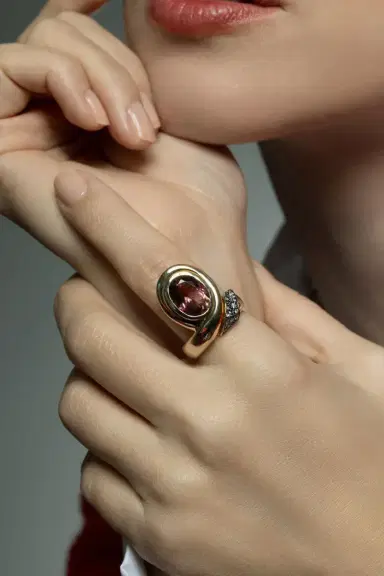 Mason and Books Oval Pink Tourmaline Chiffon Ring | Thumbnail 4