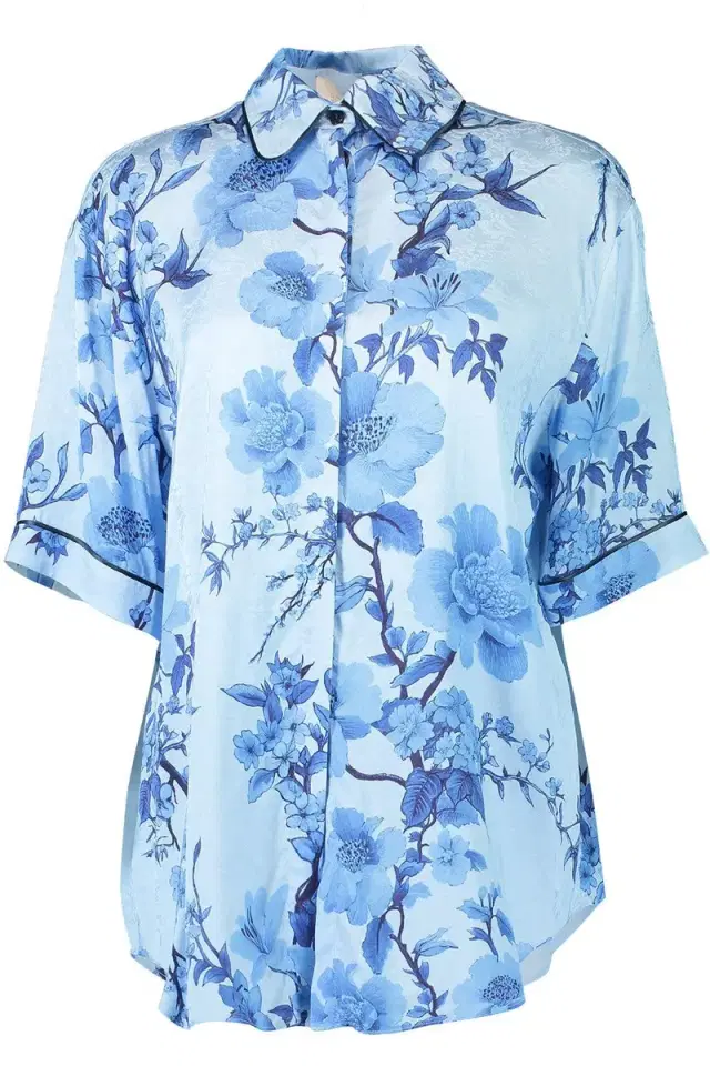 Akari Fluid Top