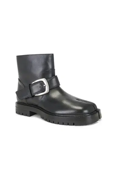 Maison Margiela Tabi County Buckle Ankle Boots | Thumbnail 2 Maison Margiela Tabi County Buckle Ankle Boots | Thumbnail 2