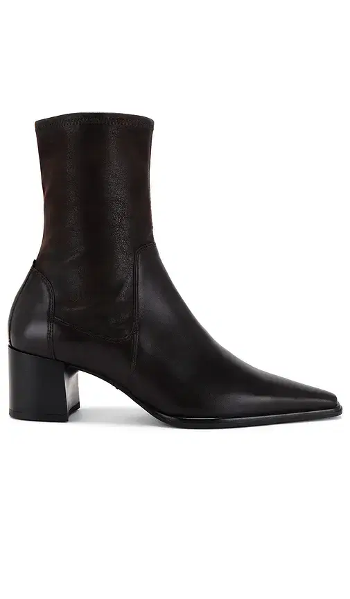 Giselle Boot