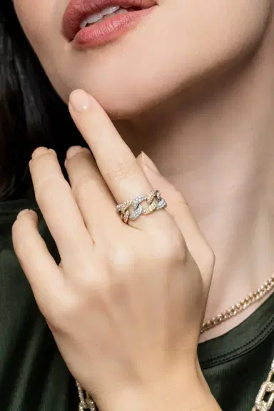 SHAY JEWELRY Diamond Two Tone Essential Link Ring | Thumbnail 3