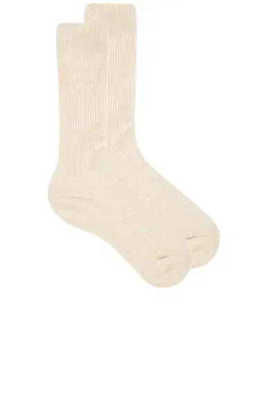 ÉTERNE Classic Rib Socks | Thumbnail 1