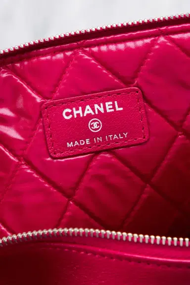 Chanel Chanel Sheepskin Vintage Mademoiselle Medium O Case Clutch | Thumbnail 5 Chanel Chanel Sheepskin Vintage Mademoiselle Medium O Case Clutch | Thumbnail 5