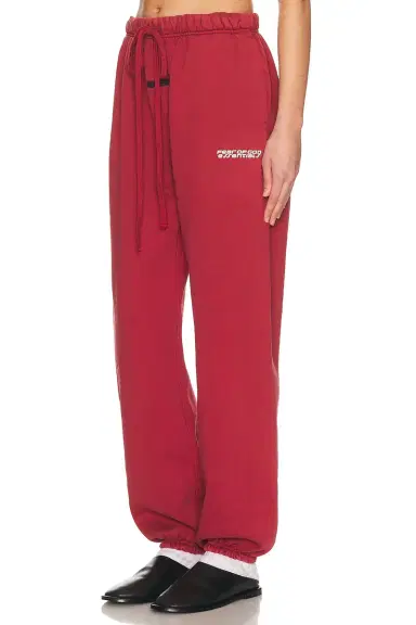 Fear of God Essentials Classic Sweatpant | Thumbnail 3 Fear of God Essentials Classic Sweatpant | Thumbnail 3
