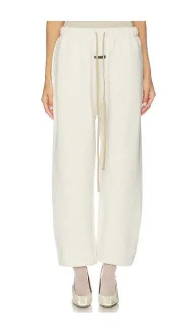 Fear of God Essentials Classic Sweatpant | Thumbnail 1 Fear of God Essentials Classic Sweatpant | Thumbnail 1