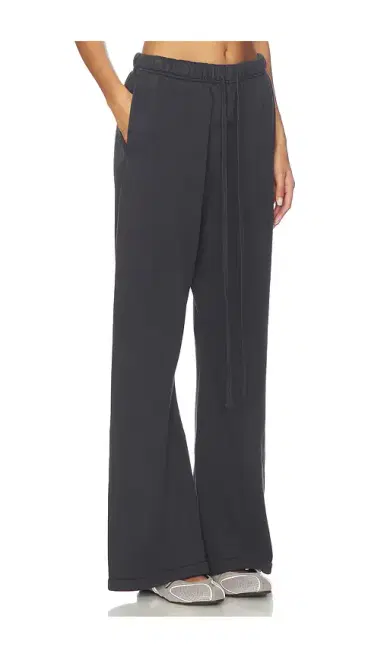Fear of God ESSENTIALS Flare Sweatpant | Thumbnail 2 Fear of God ESSENTIALS Flare Sweatpant | Thumbnail 2