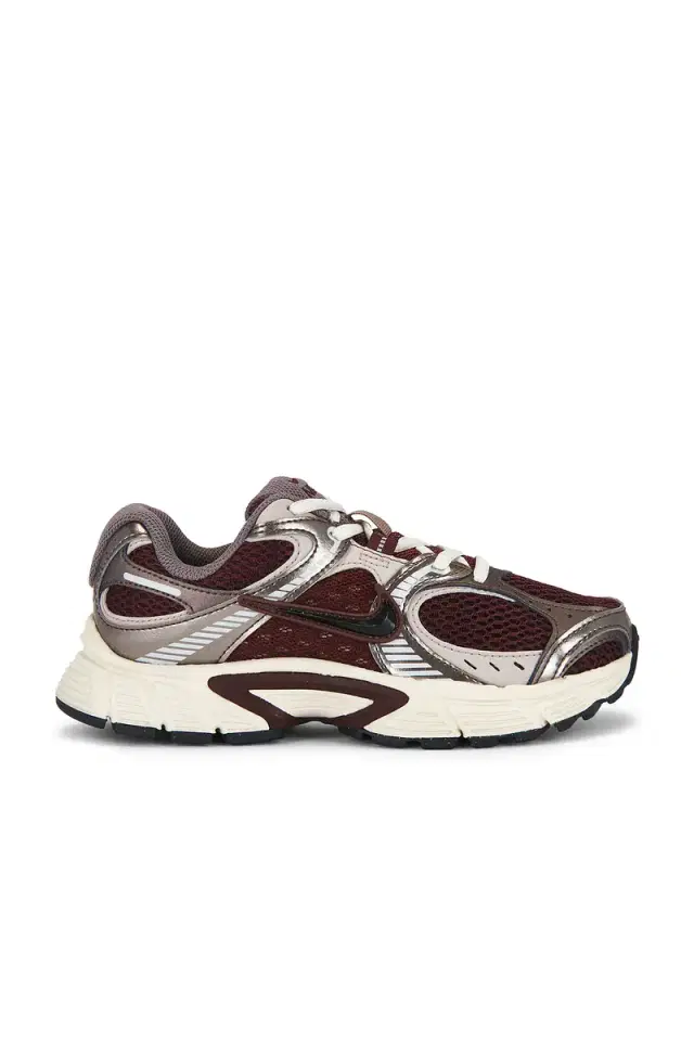 V5 RNR Sneaker