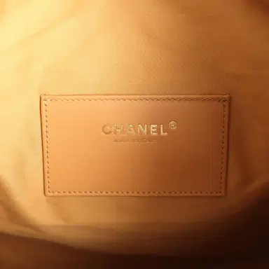 Chanel Chanel Medium 25 Hobo Bag Beige Suede Antique Gold Hardware | Thumbnail 10 Chanel Chanel Medium 25 Hobo Bag Beige Suede Antique Gold Hardware | Thumbnail 10