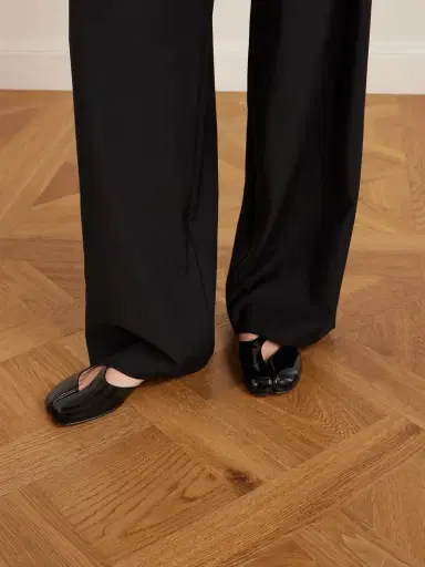 Maison Margiela Tabi Split-toe Leather Slingback Flats | Thumbnail 2 Maison Margiela Tabi Split-toe Leather Slingback Flats | Thumbnail 2