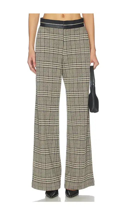 Aubrey Pant