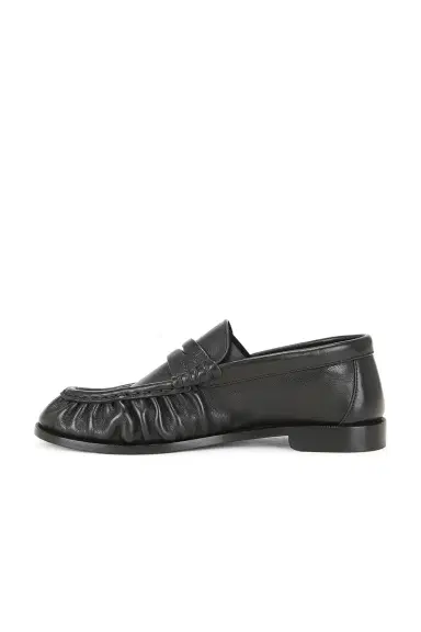 Saint Laurent Le Loafer Supple Mocassin | Thumbnail 5 Saint Laurent Le Loafer Supple Mocassin | Thumbnail 5
