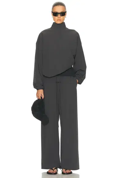 Fear of God Essentials Half Zip Pullover Sweatshirt | Thumbnail 5 Fear of God Essentials Half Zip Pullover Sweatshirt | Thumbnail 5