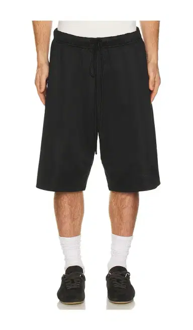 Fear of God Essentials Relaxed Sweatshort | Thumbnail 1