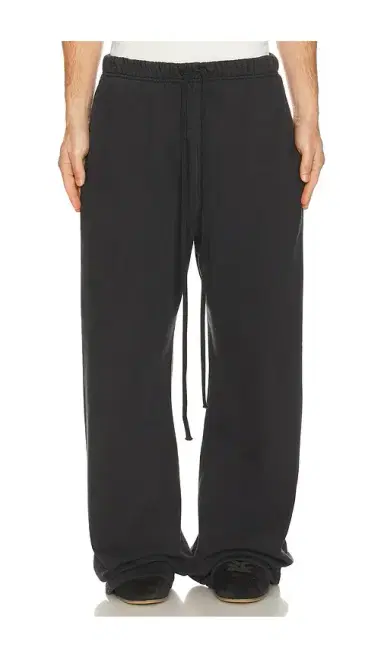 Fear of God Essentials Flare Sweatpant | Thumbnail 2
