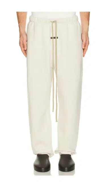 Fear of God Essentials Classic Sweatpant | Thumbnail 1