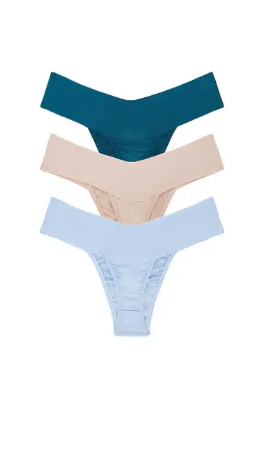 Hanky Panky 3 Natural Rise Thongs | Thumbnail 2