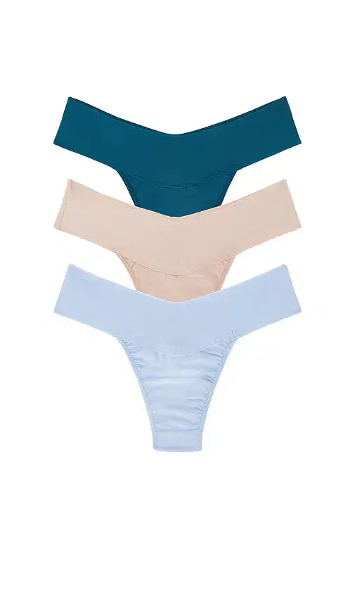 3 Natural Rise Thongs