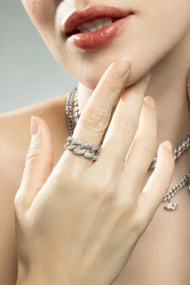 SHAY JEWELRY Diamond Pave Essential Link Ring | Thumbnail 2