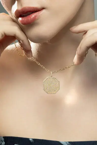 SHAY JEWELRY Diamond Pave Octagon Disc Necklace | Thumbnail 4