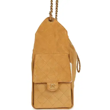 Chanel Chanel Medium 25 Hobo Bag Beige Suede Antique Gold Hardware | Thumbnail 5 Chanel Chanel Medium 25 Hobo Bag Beige Suede Antique Gold Hardware | Thumbnail 5
