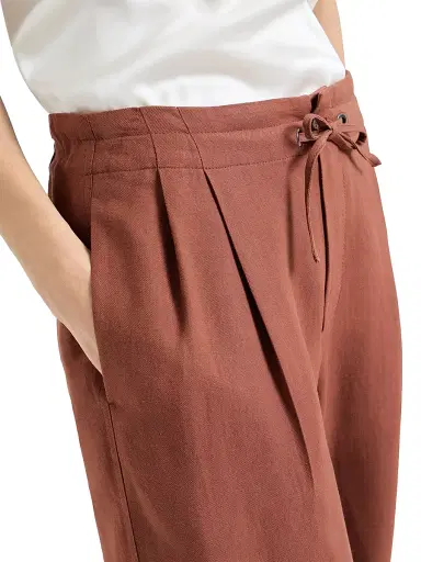 Brunello Cucinelli Women's Viscose and Linen Fluid Twill Tailored Track Trousers - Red - Size 6 | Thumbnail 4