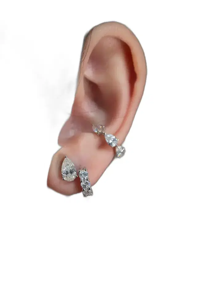 1.15ct Lab Diamond 14K Gold Three Stone Ear Cuff 1.15ct Lab Diamond 14K Gold Three Stone Ear Cuff
