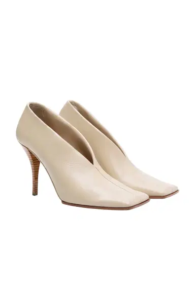 ALAÏA ALAΪA Square Toe Pump | Thumbnail 1