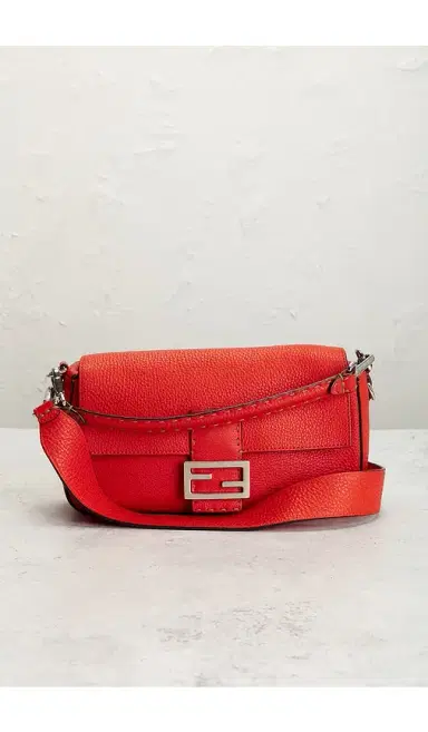 Fendi Selleria Baguette Shoulder Bag | Thumbnail 2