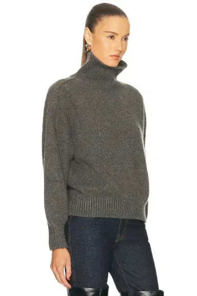 Khaite Willem Cashmere Sweater | Thumbnail 2 Khaite Willem Cashmere Sweater | Thumbnail 2