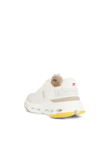 ON Cloudnova Form 2 Sneaker | Thumbnail 3 ON Cloudnova Form 2 Sneaker | Thumbnail 3