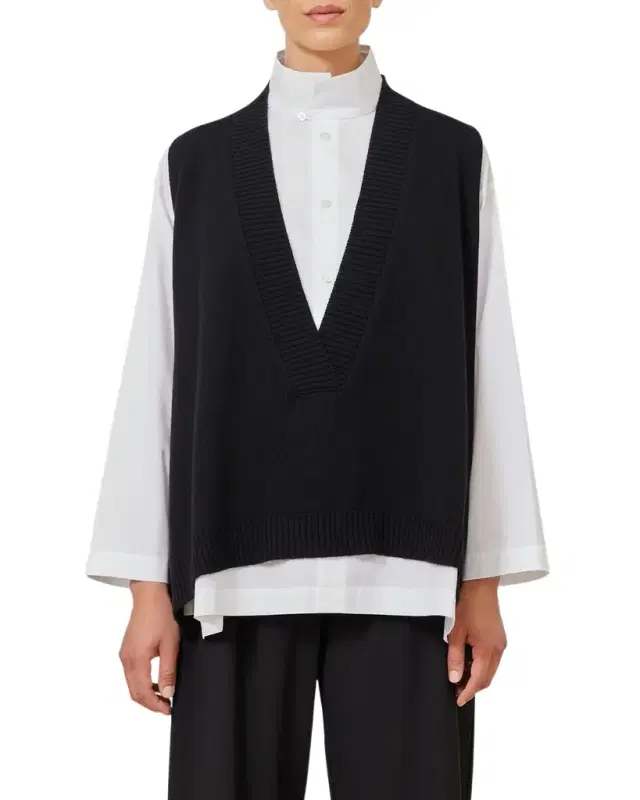 Eskandar Deep V-Neck Cashmere Vest