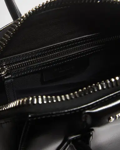 Givenchy Antigona Mini Top Handle Bag in Box Leather | Thumbnail 2 Givenchy Antigona Mini Top Handle Bag in Box Leather | Thumbnail 2