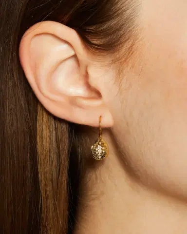 Ippolita Crinkle Small Teardrop Earrings in 18K Gold with Diamonds | Thumbnail 2