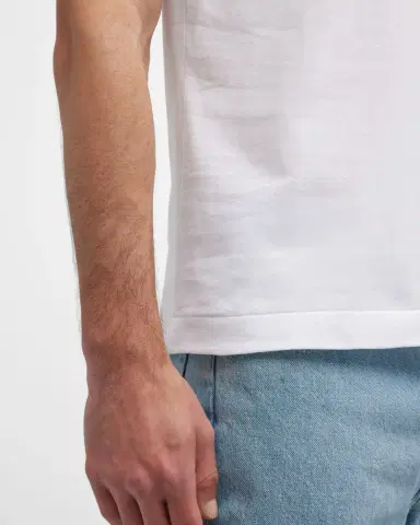 Comme des Garçons Men's Cotton Jersey Heart T-Shirt | Thumbnail 6