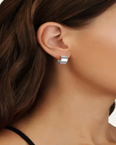 Lana 13mm 14K Gold Vanity Hoops | Thumbnail 2