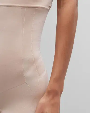 Spanx SPANXsculpt OnCore High-Waisted Mid-Thigh Shorts | Thumbnail 5