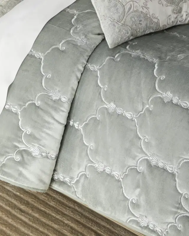 Callisto Home Montfort Metal Quilt